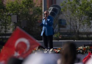 FAZ: 21 χρόνια Ερντογάν φτάνουν