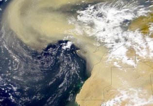 Λίπασμα εδάφους-θαλάσσης: Πώς η σκόνη της Σαχάρας ταΐζει το φυτοπλαγκτόν