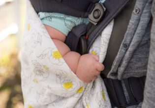 Θάνατος βρέφους στην Άρτα: Το μωρό έμεινε χωρίς οξυγόνο και εκτεθειμένο στον ήλιο για ώρες