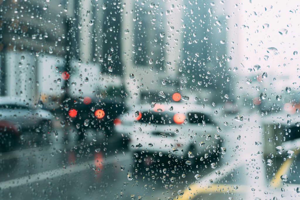 Καιρός: Βροχές και καταιγίδες την Πέμπτη