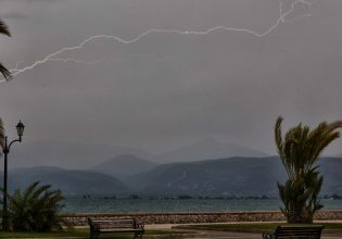 Πώς πέθανε ο τουρίστας στη Ρόδο – Οι κίνδυνοι της κεραυνοπληξίας στη θάλασσα