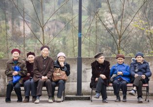 Η Κίνα αντιμέτωπη με τη δημογραφική κρίση