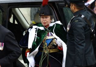 «Δεν είσαι βασίλισσα, είσαι βασιλική σύζυγος»: Η Καμίλα αντιμέτωπη με την πριγκίπισσα Άννα