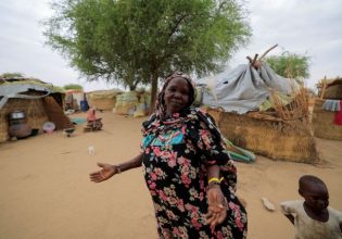 Σουδάν: Τους 90.000 φτάνουν οι πρόσφυγες μόνο στο Τσαντ