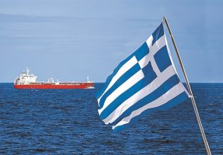 Ναυτικό Επιμελητήριο: Στις υψηλότερες θέσεις των εθνικών νηολογίων η ελληνική σημαία