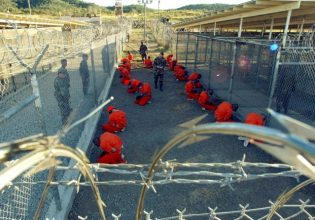 ΟΗΕ: Εκθεση-κόλαφος για τις φυλακές Γκουαντάναμο με τη «σκληρή, απάνθρωπη και ταπεινωτική» μεταχείριση