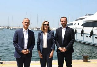 Greek caretaker Minister of Development and Investments visits Alimos Marina