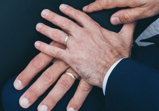 Γκέι γάμος στην Εσθονία: Στον δρόμο για νομιμοποίηση των γάμων μεταξύ ομόφυλων ζευγαριών