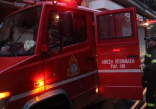 Φωτιά σε διαμέρισμα στη Γλυφάδα – Απεγκλωβίστηκαν τρία άτομα