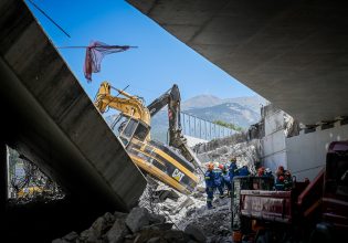 Bridge collapse in Patras: The arrests and searches for those trapped