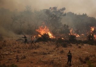 Ακραίος κίνδυνος πυρκαγιάς την Κυριακή – Στο «κόκκινο» η μισή Ελλάδα