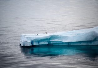Κλιματική κρίση: Χάθηκε μία τεράστια ποσότητα πάγου από την Ανταρκτική