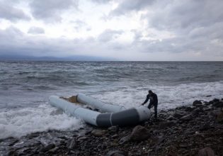 Ισπανία: H σορός μωρού από ναυάγιο μεταναστών ξεβράστηκε σε παραλία