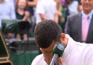 «Λύγισε» ο Τζόκοβιτς μετά το χαμένο τελικό του Wimbledon (vid)