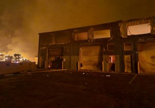 Φωτιά στη Χαβάη: Τι είναι το «φαινόμενο της καμινάδας» που οδήγησε στην καταστροφική πυρκαγιά