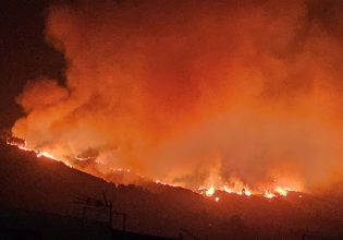 Μεγάλη φωτιά στο εθνικό πάρκο της Τενερίφης – Εκκενώθηκαν 4 χωριά