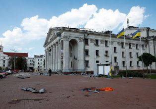 Ουκρανία: Επτά οι νεκροί από το ρωσικό πυραυλικό χτύπημα στο Τσερνίχιβ – Αυξάνεται ο αριθμός των τραυματιών