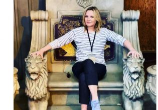 Kim Cattrall: Η «Σαμάνθα» του Sex and the city επιστρέφει