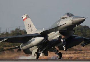 Ουκρανία: Οι ΗΠΑ εγκρίνουν παραδόσεις F-16 που θα φθάσουν τον… επόμενο χρόνο