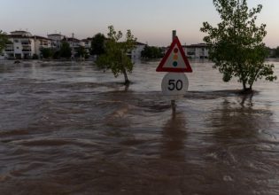 Κακοκαιρία Daniel: Κίνδυνος για μολυσματικές ασθένειες μετά τις πλημμύρες – Ποια συμπτώματα απαιτούν προσοχή
