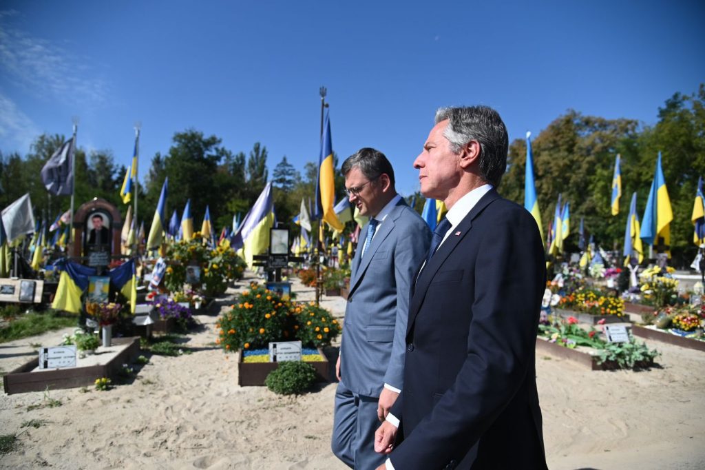Πόλεμος στην Ουκρανία: Αιφνιδιαστική επίσκεψη Μπλίνκεν στο Κίεβο