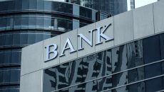Το restart των τραπεζών, τα «πυρομαχικά» της Χατζάκου και το λίφτινγκ στο Notos