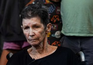 Οργή στο Ισραήλ: «Βράζουν» με τη συνέντευξη Τύπου της 85χρονης ομήρου για την «καλή μεταχείριση» από τη Χαμάς