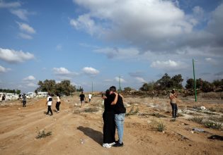 Πόλεμος στο Ισραήλ: Δύο φίλοι περιγράφουν τη διαφυγή τους από τη Χαμάς μετά την επίθεση στο φεστιβάλ Supernova