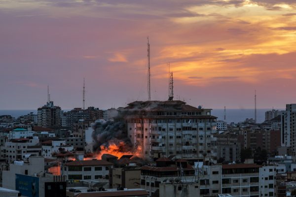 Ισραήλ: Αγωνία για τους Έλληνες στο Ισραήλ – «Είμαστε σε ετοιμότητα να πάμε στα καταφύγια»