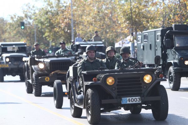 Θεσσαλονίκη: Δείτε φωτογραφίες από τη μεγάλη στρατιωτική παρέλαση