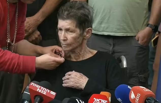 Πόλεμος Ισραήλ - Χαμάς: 85χρονη όμηρος περιγράφει όλα όσα έζησε