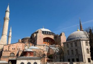Τουρκία: Tέλος η δωρεάν είσοδος για τους τουρίστες στην Αγία Σοφία
