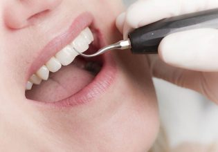 Λειτουργούσε παράνομο οδοντιατρείο στην Ηλιούπολη – Προσήχθη μετά από καταγγελία