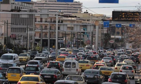 Έτσι θα αποφύγετε το μποτιλιάρισμα της Αθήνας χρησιμοποιώντας το… κινητό σας