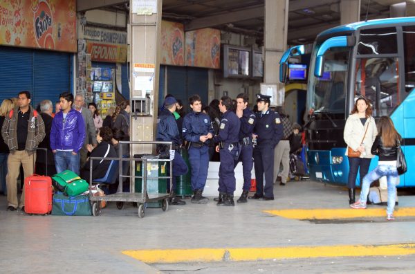 Eιδοποίηση για βόμβα σε λεωφορείο του ΚΤΕΛ Λάρισας