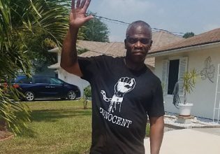 ΗΠΑ: Σκοτώθηκε από πυρά αστυνομικού Αφροαμερικανός που έμεινε άδικα στη φυλακή 16 χρόνια