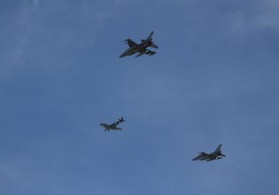 Μαχητικά αεροσκάφη «έσκισαν» τον ουρανό της Θεσσαλονίκης