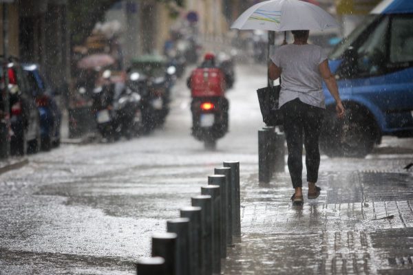 Καιρός: Αλλάζει από την Τετάρτη – Έρχονται βροχές και καταιγίδες