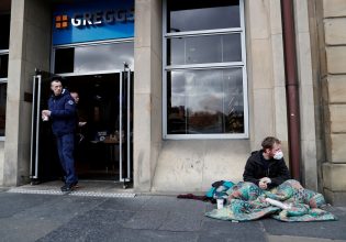 Βρετανία: Οι άστεγοι έχουν επιλέξει αυτόν τον τρόπο ζωής, λέει η υπουργός Εσωτερικών