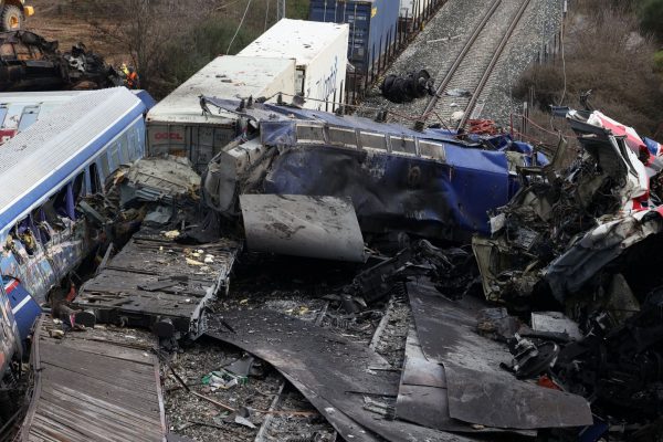 Δυστύχημα στα Τέμπη: Κατεστραμμένο το «μαύρο» κουτί του Intercity – Αμφίβολο αν θα δώσει «πληροφορίες»