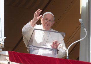 Πάπας Φραγκίσκος: Δραματική έκκληση για τη Γάζα – «Εν ονόματι του Κυρίου, σας ικετεύω, σταματήστε»