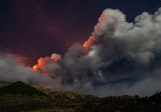 Ιταλία: Η Αίτνα, το πιο ενεργό ηφαίστειο της Ευρώπης «ξύπνησε» χθες το βράδυ