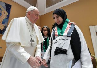 Αποκάλεσε ή όχι ο πάπας Φραγκίσκος τον πόλεμο στη Γάζα «γενοκτονία»; – Τι λέει το Βατικανό