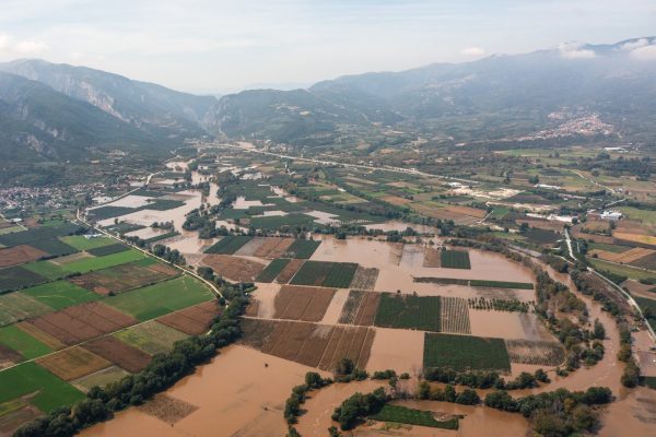 Σε 3 άξονες οι απαντήσεις Μητσοτάκη για τη Θεσσαλία – Αποζημιώσεις, απολογισμός, σχεδιασμός… μεθεπόμενης μέρας