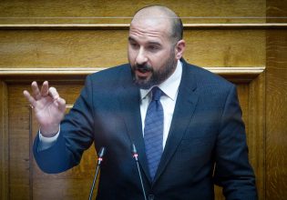 Τζανακόπουλος: «Ο ΣΥΡΙΖΑ μεταλλάσσεται σε κεντρώο κόμμα»