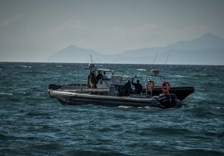 Ναυάγιο στην Λέσβο: Ολονύκτιες έρευνες για τους 12 αγνοούμενους ναυτικούς – Ένας νεκρός και ένας διασωθείς