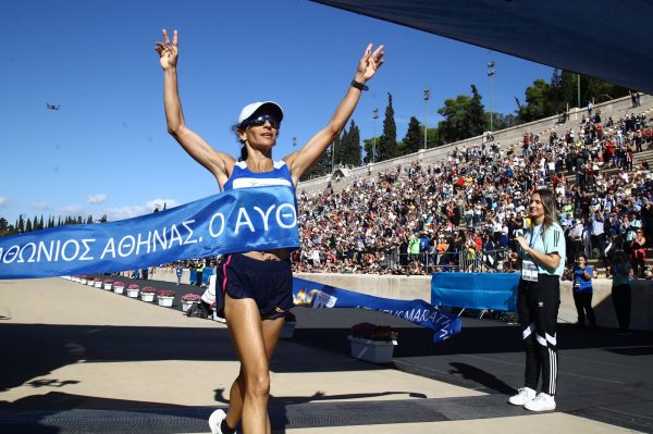 40ος Αυθεντικός Μαραθώνιος: Η Ελληνίδα Γκλόρια Πριβιλέτζιο στην κορυφή – «Δεν το έχω συνειδητοποιήσει 100%»