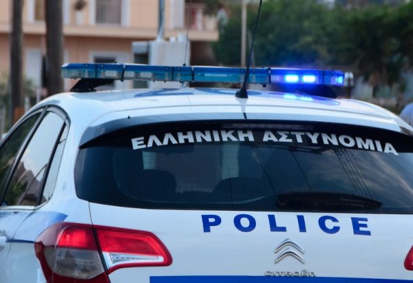 Ταύρος: Συνελήφθησαν δύο 16χρονοι και ένας 14χρονος για ληστεία – Ο ένας κατείχε μαχαίρι