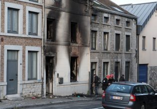 Τραγωδία στο Βέλγιο: Ξεκληρίστηκε εξαμελής οικογένεια – Ξέσπασε φωτιά στο σπίτι τους την ώρα που κοιμόταν