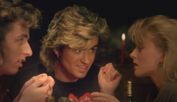 Ο Andrew Ridgeley των Wham! θυμάται τι ένοιωσε όταν άκουσε το «Last Christmas» για πρώτη φορά